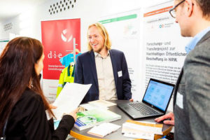 Photo: Der Stand des DIE 