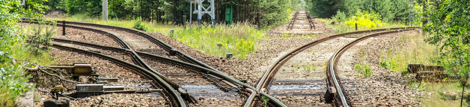 Photo: Railroad Tracks detour, Image by Gerald Friedrich on Pixabay