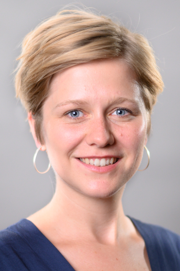 Photo: Eva-Maria Lynders is a Political Scientist and Researcher in the Research programme “Inter- and Transnational Cooperation” at the German Institute of Development and Sustainability (IDOS)