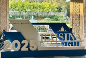 Photo am Veranstaltungsoprt des 2025 Raisina Dialogue