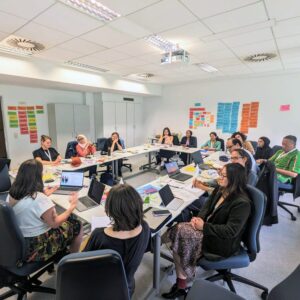 Photo of several MGG-Alumni on a roundtable event at the Hamburg Sustainability Conference