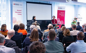 Photo: From the standpoint of the audience facing towards the stage where Reem Alabali Radovan and IDOS director Anna-Katharina Hornidge are talking.
