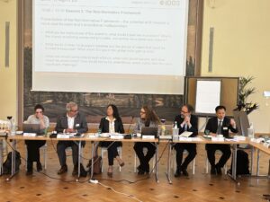 Photo: Panel discussion of the Starling Institute and IDOS at the retreat in Lübbenau, with Stephan Klingebiel among others.