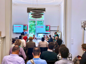 Photo: Das Triple COP Practitioner Panel, geleitet von IDOS Forscher Dr. Niklas Wagner.