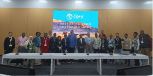 Gruppenphoto: Teilnehmende des Side Event der UNCCD COP17.